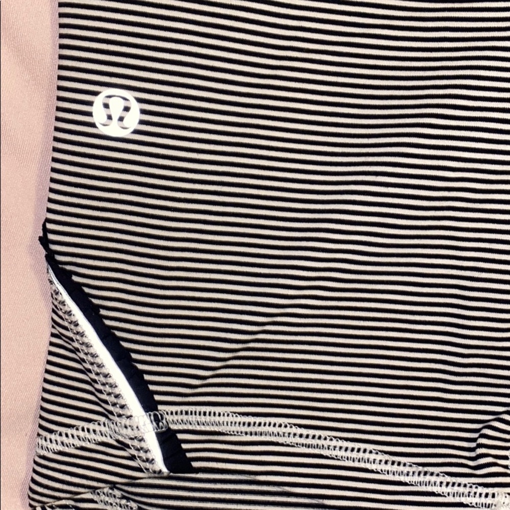 Lululemon Fast and Free Crop Size 10 - Picture 5 of 7